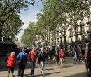 Las Ramblas es emblemático paseo de la ciudad catalana.