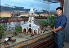 El diorama, obra de Gustavo Vinueza, muestra la antigua iglesia de San Agustín.