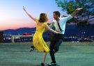 En una escena de La La Land: Stone y Gosling bailan y se enamoran.