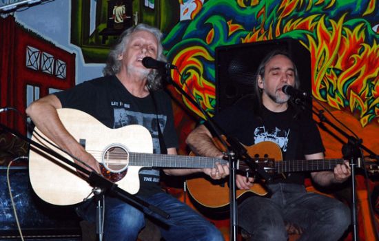 En 2010. El músico ofreció un concierto en el bar Diva Nicotina.