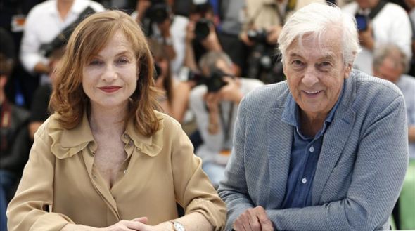 En Cannes: Isabelle Huppert y el cineasta holandés Paul Verhoeven.
